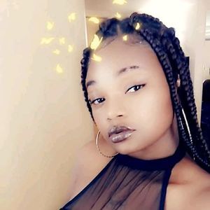 Meet your Posher, Cece